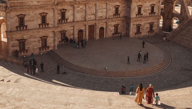 SUA amenință cu retragerea sprijinului din Irak dacă Maliki revine la putere Statele Unite ale Americii au emis un avertisment ferm cu privire la posibilitatea de a-și retrage sprijinul din Irak, în cazul în care fostul premier Nouri al-Maliki va fi reinstaurat în funcție