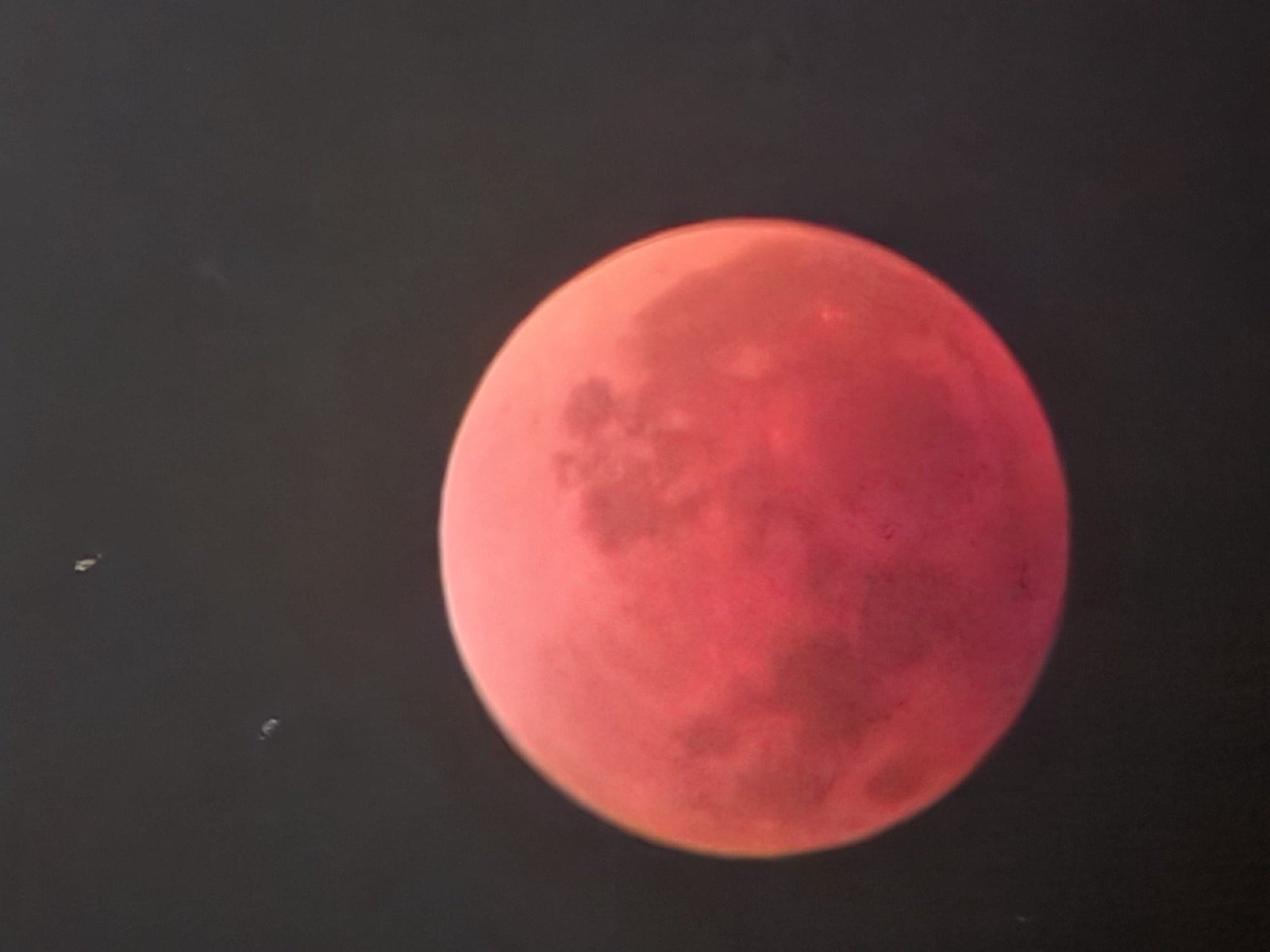 Cerul anului 2026 se anunță unul plin de minunății astronomice, oferindu-le pasionaților de astronomie ocazia să privească spre cer și să atingă un stadiu de cunoaștere aproape de vis