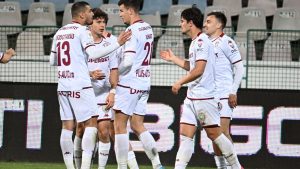 Rapid își transferă jucătorul la rivalul Petrolul: „Vreau să joc”