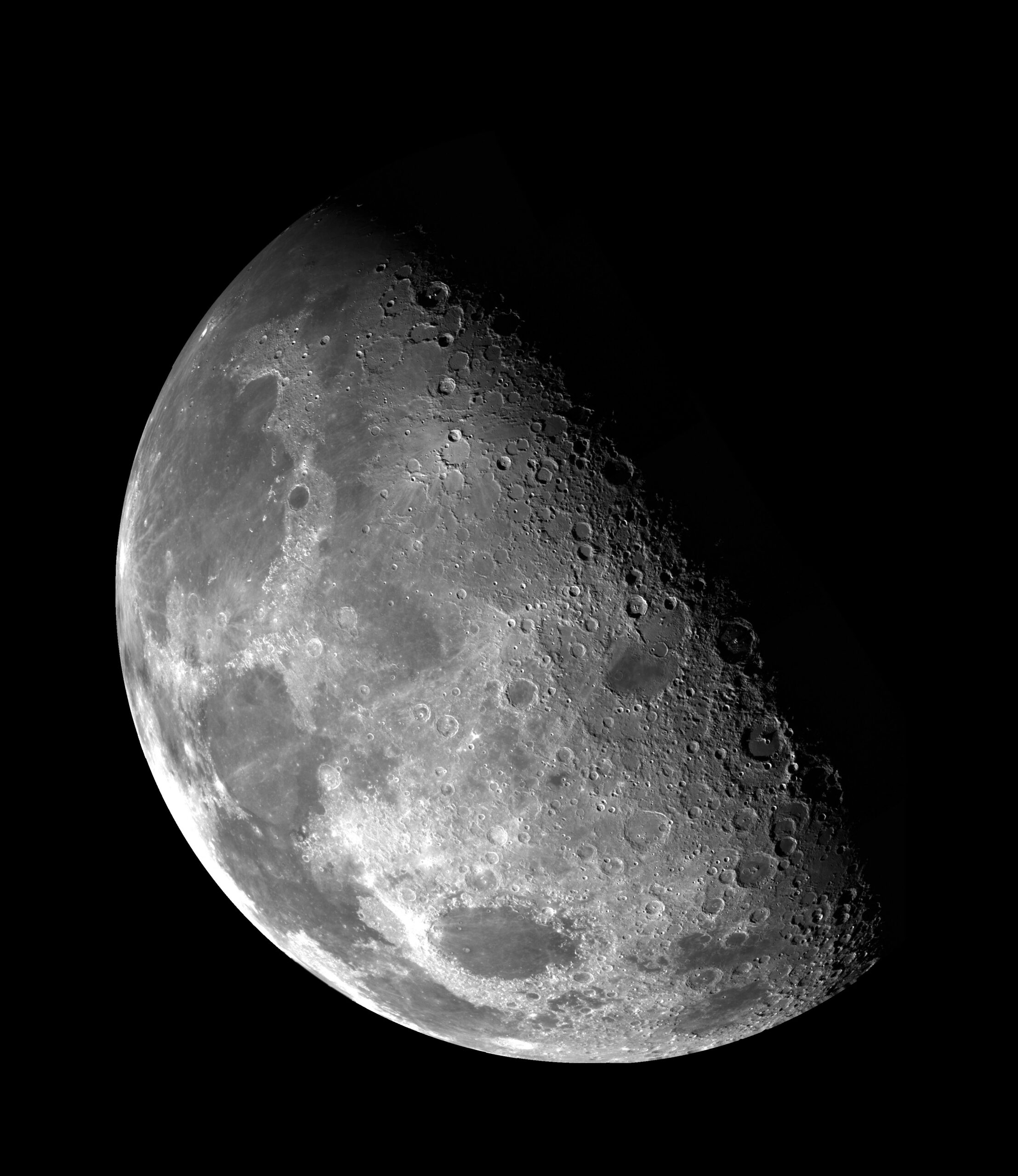 NASA amână pentru a treia oară lansarea misiunii Artemis I, programată inițial pentru luna aceasta, din cauza condițiilor meteo nefavorabile