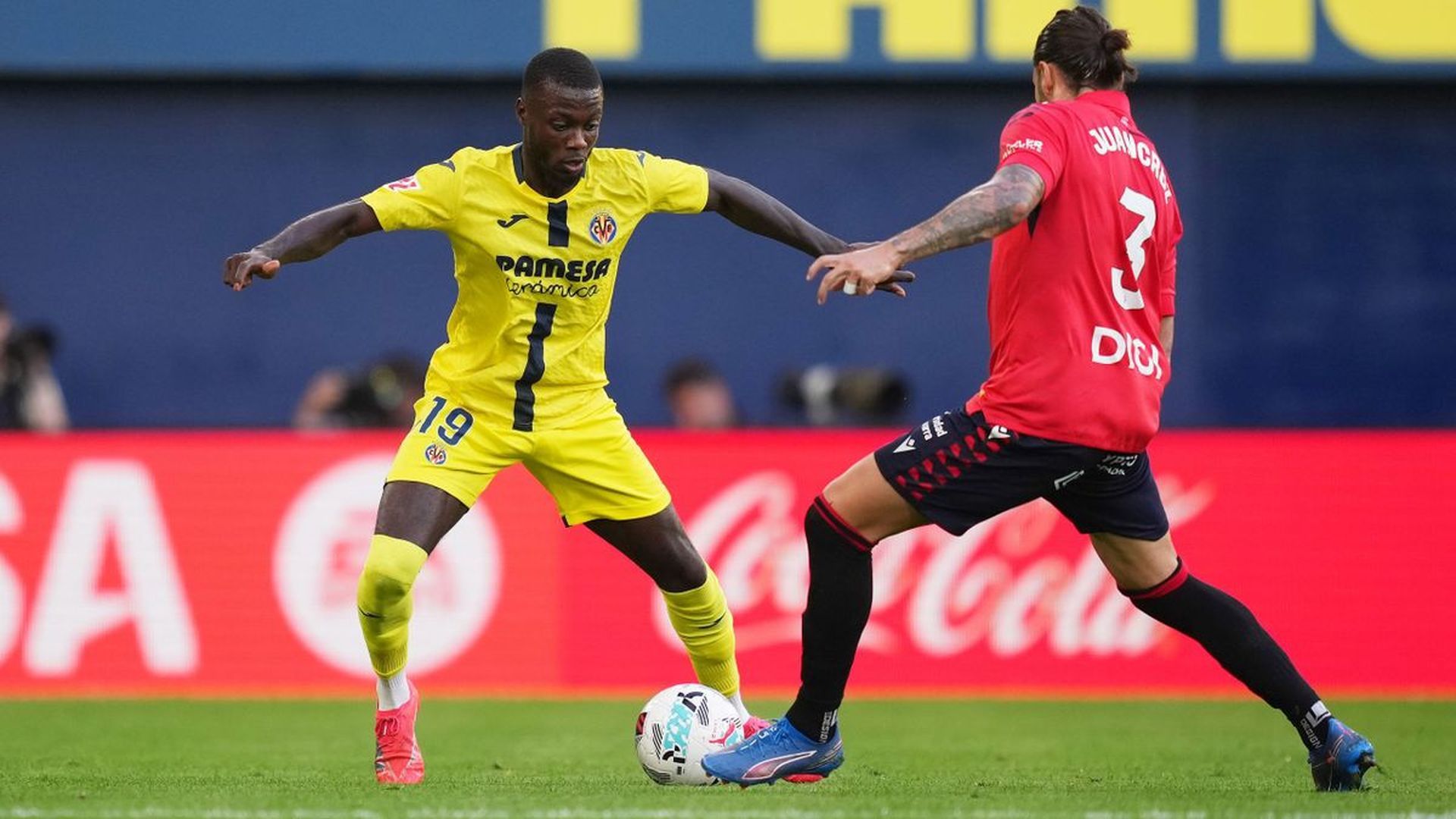 Osasuna și Villarreal se confruntă în duelul din LaLiga, la El Sadar Osasuna întâlnește sâmbătă, pe teren propriu, echipa Villarreal în cadrul etapei a 22-a din LALIGA EA Sports