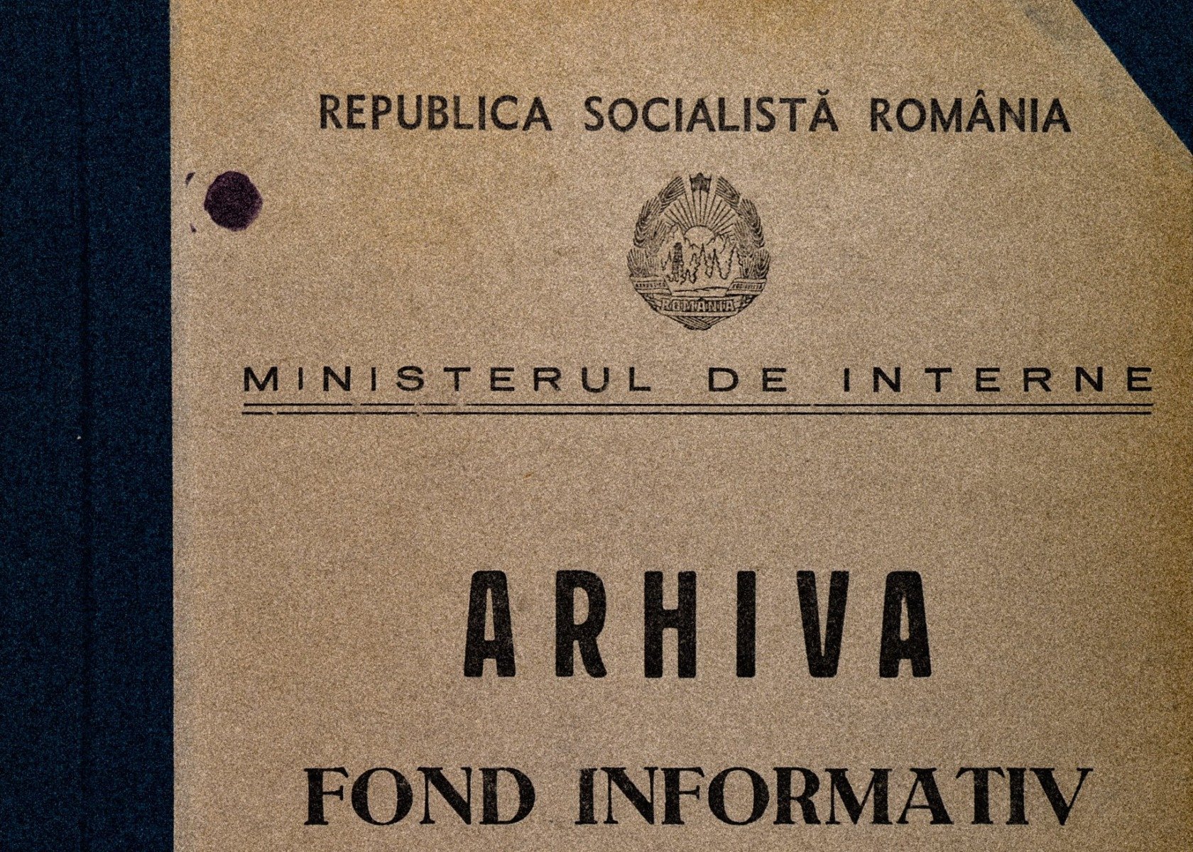 Securitatea românească, în anii comunismului, se întorcea în mod sistematic către bucățile cele mai intime ale românilor ce trăiau și munciau în străinătate, confiscând și vândând bunuri din pachetele trimise de aceștia, arată documente de arhivă recent dezvăluite