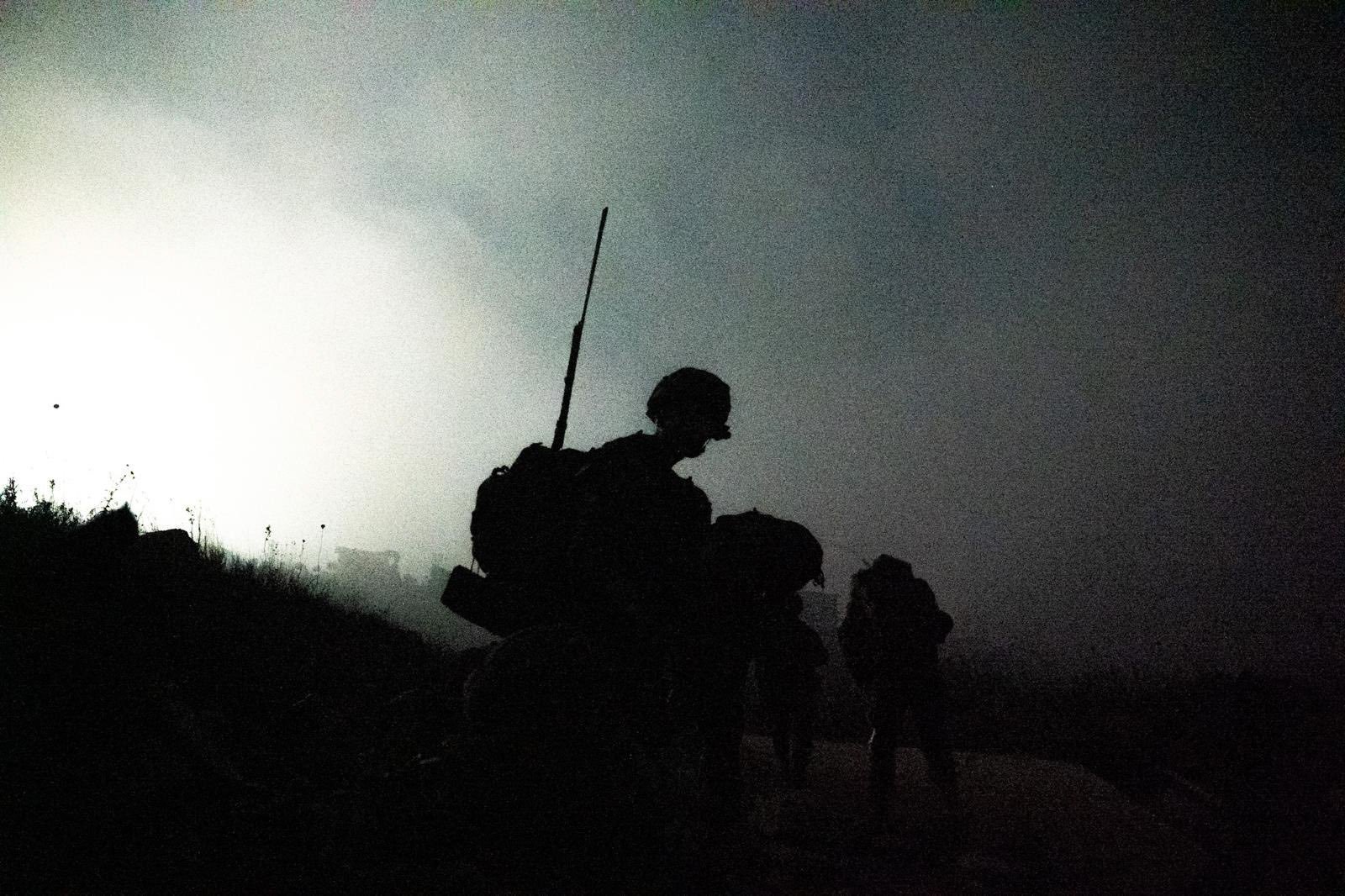 Israelul se află în alertă maximă din cauza tensiunilor tot mai accentuate în regiune, după ce trei surse din serviciile de informații israeliene au semnalat că o eventuală intervenție militară din partea Statelor Unite în Iran nu este exclusă în contextul celor mai majore proteste antiguvernamentale din ultimii ani