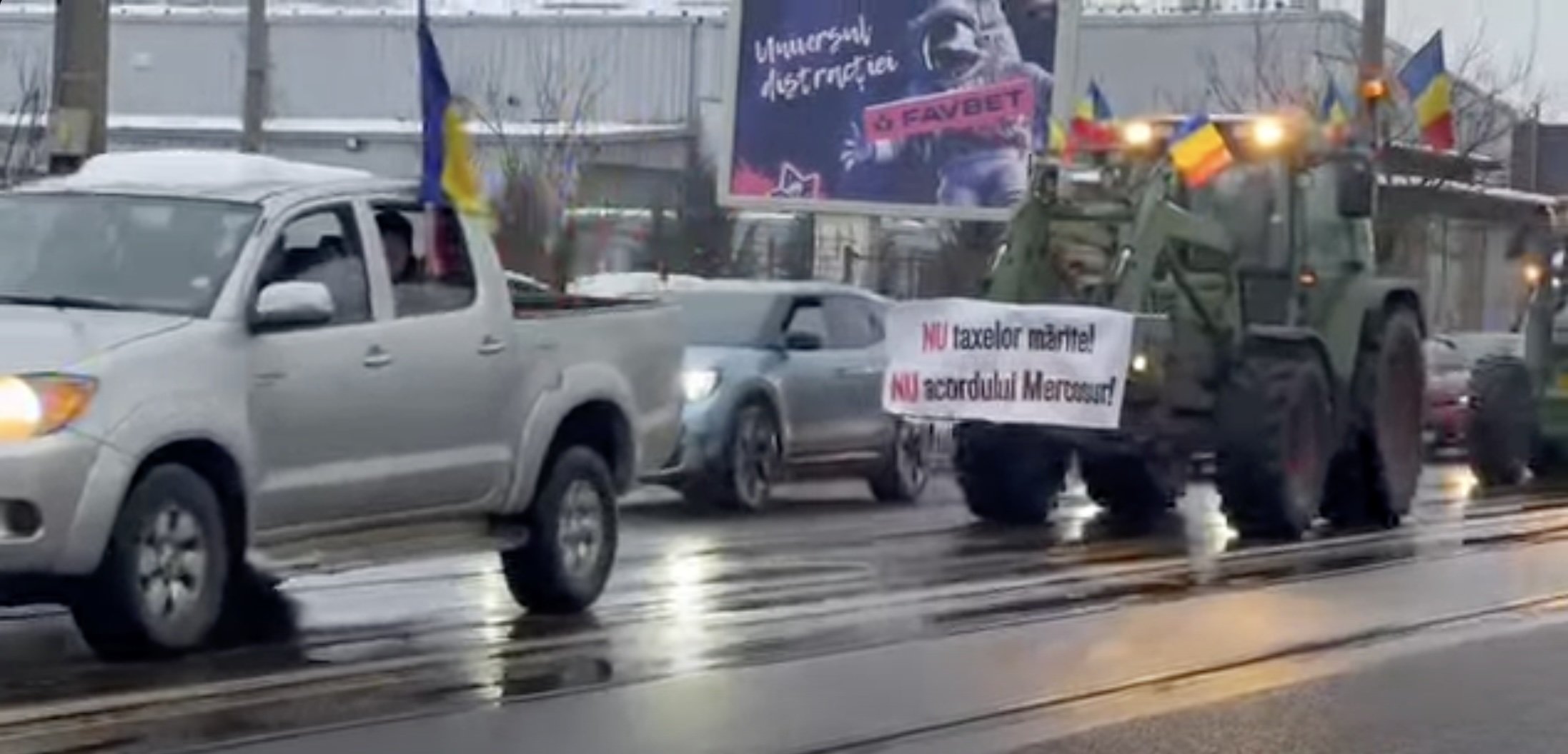 Fermierii din județul Cluj au declanșat joi un protest spontan, blocând temporar circulația de pe centura Apahida, în semn de nemulțumire față de acordul de asociere comercială Mercosur, considerat de aceștia un potențial pericol pentru agricultura românească