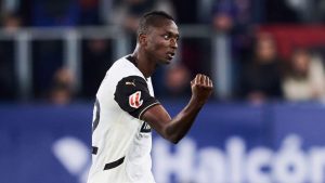 Valencia a transferat un atacant, controversat în Nigeria!