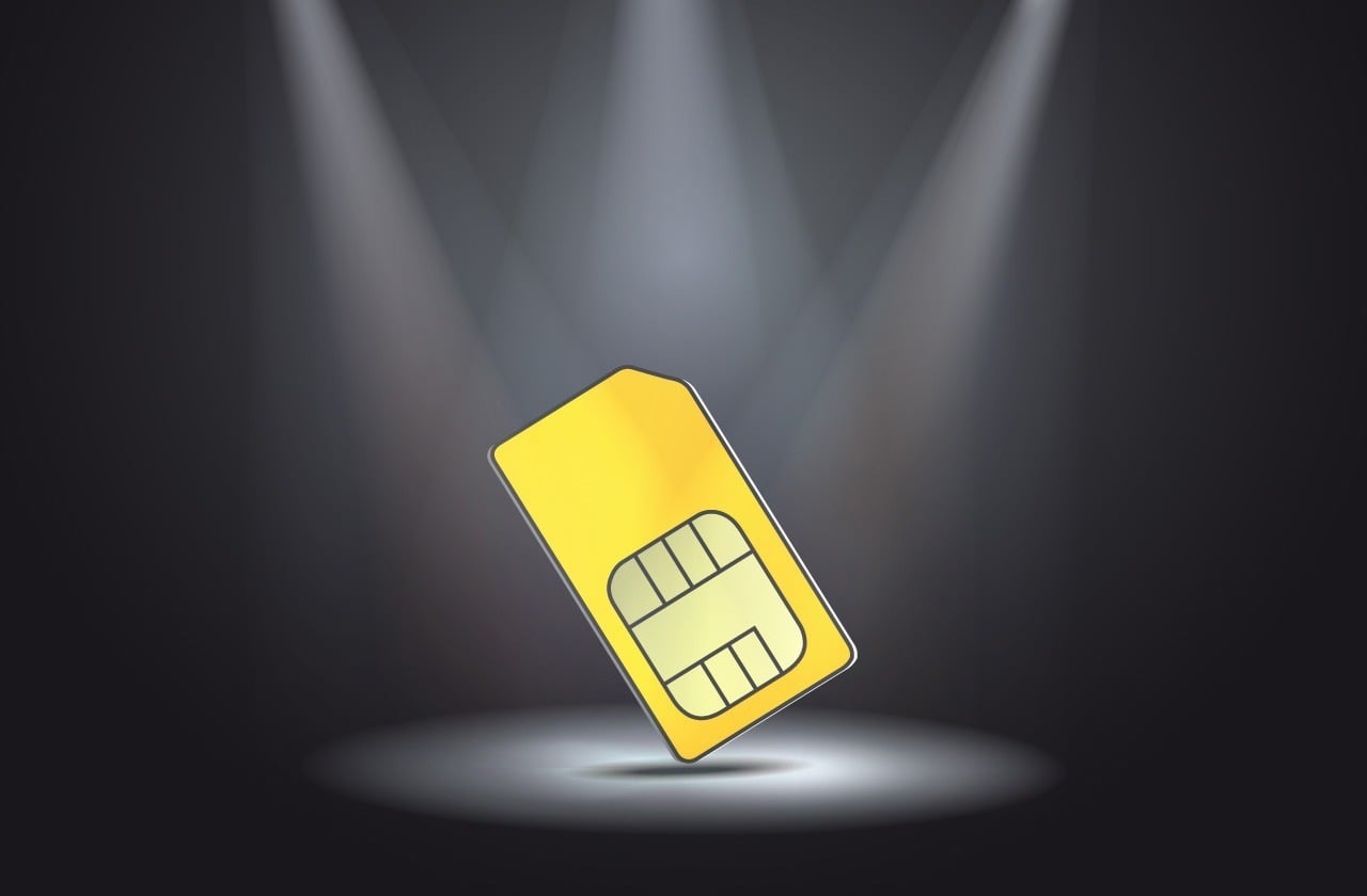 Blogger român transformă componente SIM în metal valoros