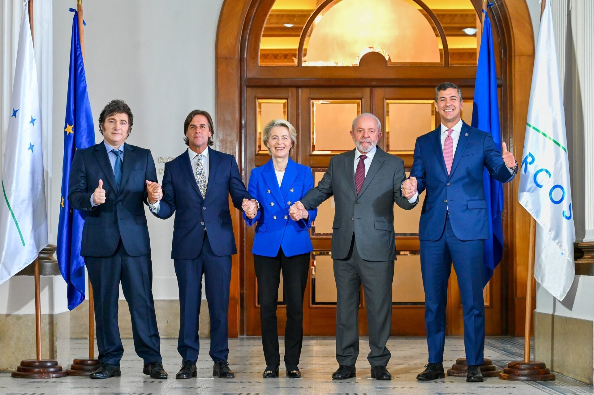 Uniunea Europeană se pregătește să semneze, pe 17 ianuarie, un acord comercial istoric cu blocul Mercosur, un pas ce marchează finalul a peste 25 de ani de negocieri tensionate și blocaje administrative