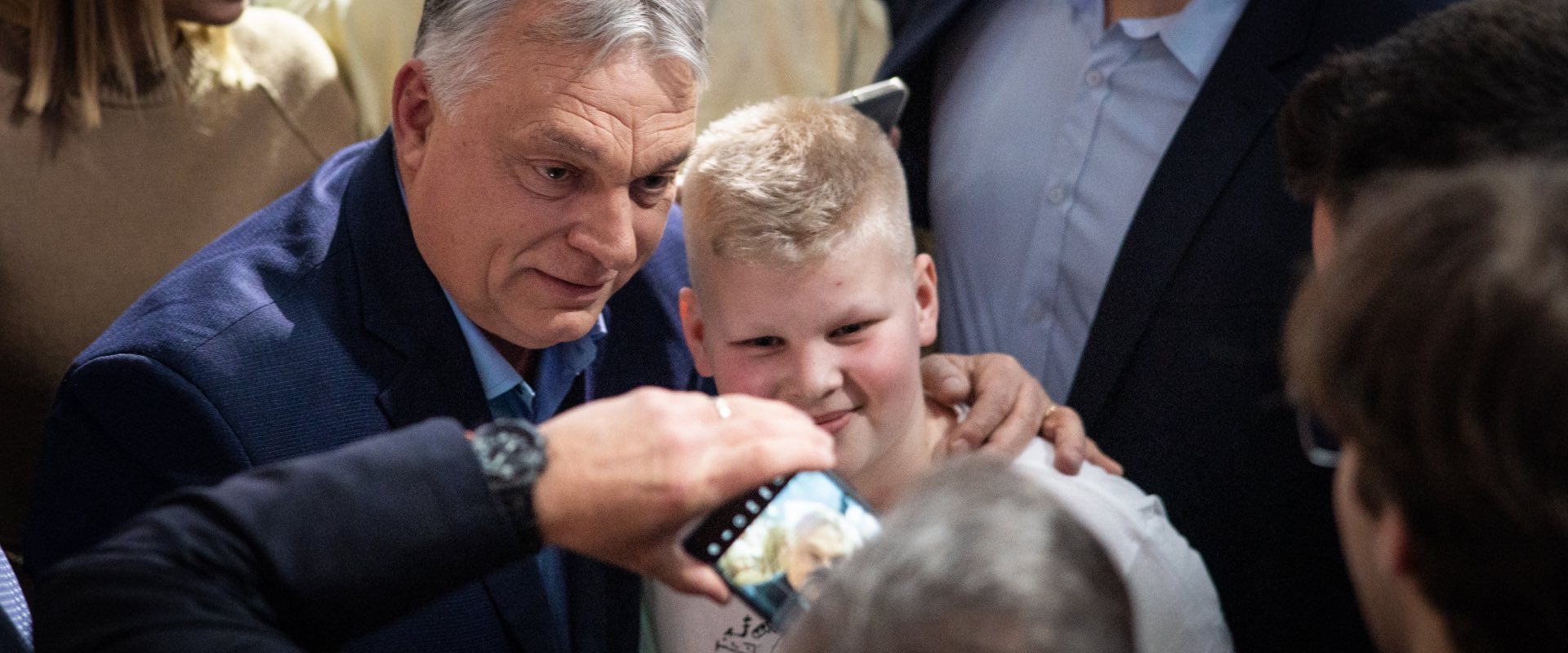 viktor-orban-in-campanie-electorala.jpg