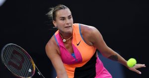Aryna Sabalenka își face debutul cu ușurință la turneul din sezon.