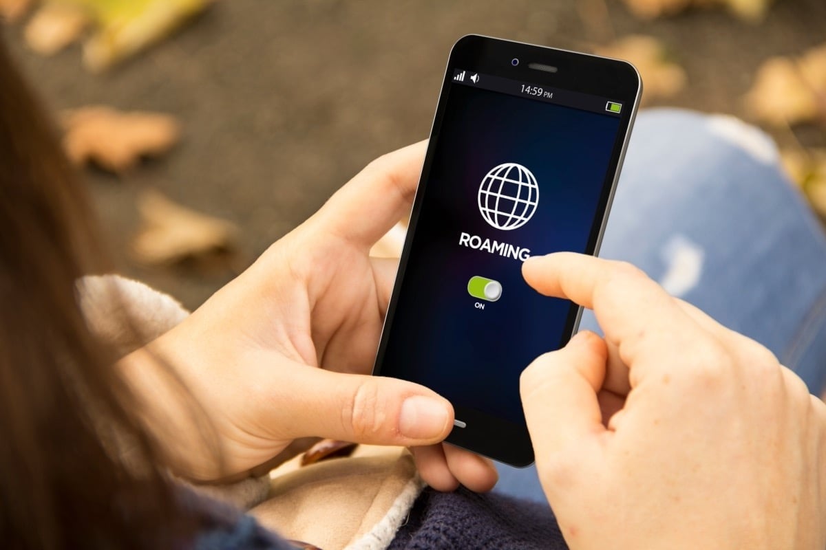 Din 2026, schimbările impuse de Uniunea Europeană în modul de calcul al volumului de date mobile în roaming au început să schimbe radical peisajul ofertelor operatorilor de telefonie din România