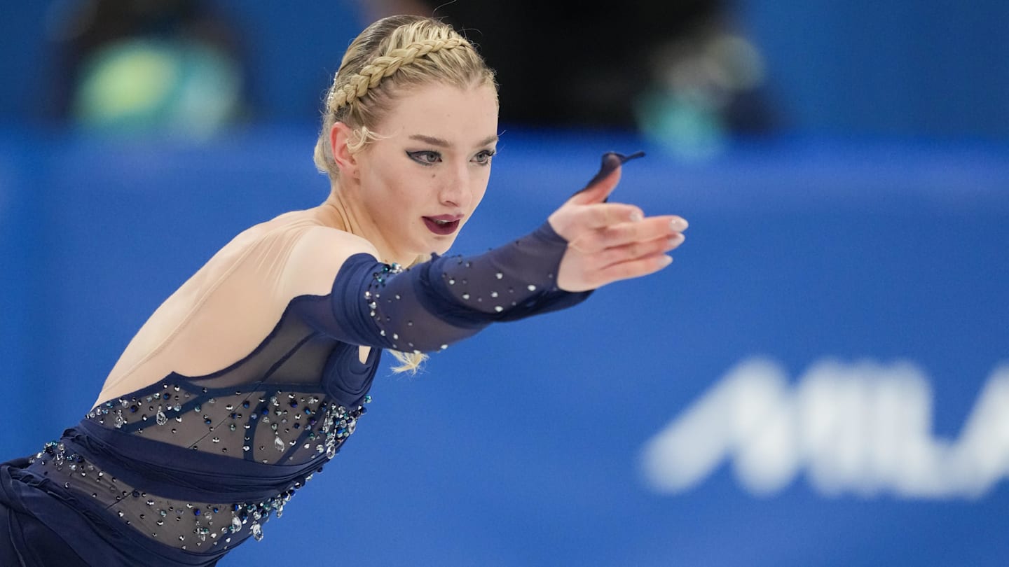 Amber Glenn: O poveste de curaj pe gheață Patinatoarea Amber Glenn s-a afirmat ca una dintre cele mai promitătoare figuri ale patinajului artistic, nu doar prin talentul său, ci și prin curajul de a-și împărtăși povestea personală
