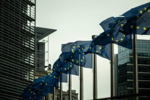 UE notifică Meta pentru chatboturi AI, în contextul tensiunilor cu Washingtonul