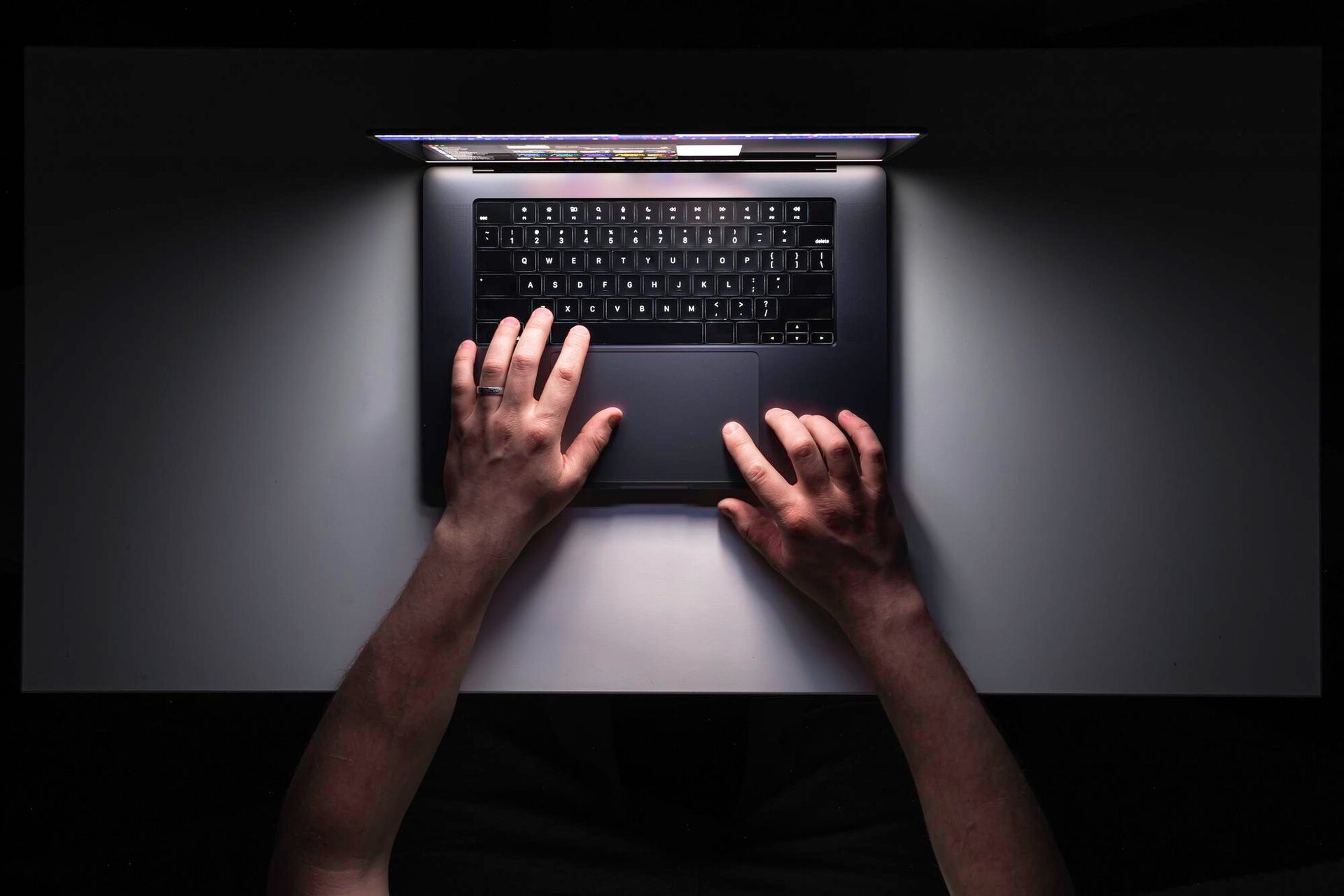 Sectorul IT aduce peste 7% din PIB-ul României, însă nivelul de digitalizare al companiilor și al populației rămâne în urmă față de alte state din Europa și din lume