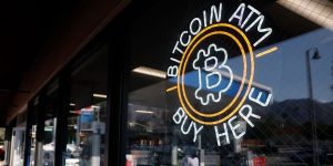 Bitcoin s-a prăbușit: Strategiile devin cruciale pentru viitorul său