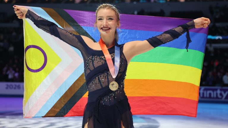 Patinatorul Amber Glenn susține comunitatea LGBTQ la Olimpiadă