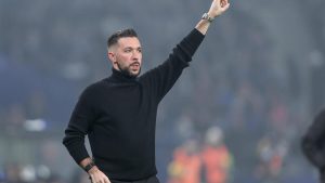 Convincerea jucătorilor de elită să se apere în propria zonă