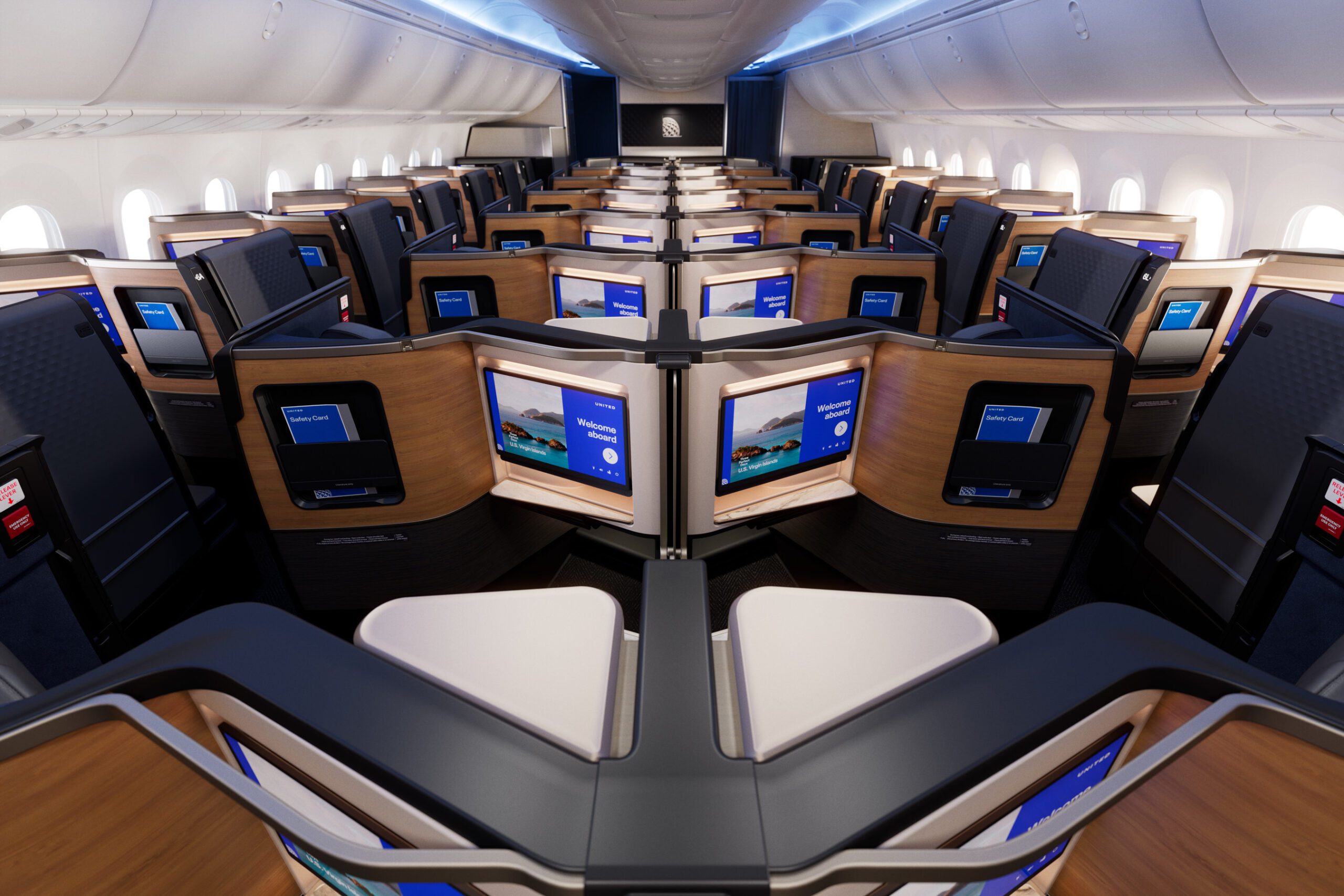 United Airlines își așteaptă cu nerăbdare primul Boeing 787-9 Dreamliner United Airlines se află într-un moment important, având în pregătire livrarea primului său ultra-premium Boeing 787-9 Dreamliner, echipat cu suitele Polaris Studio Business Class