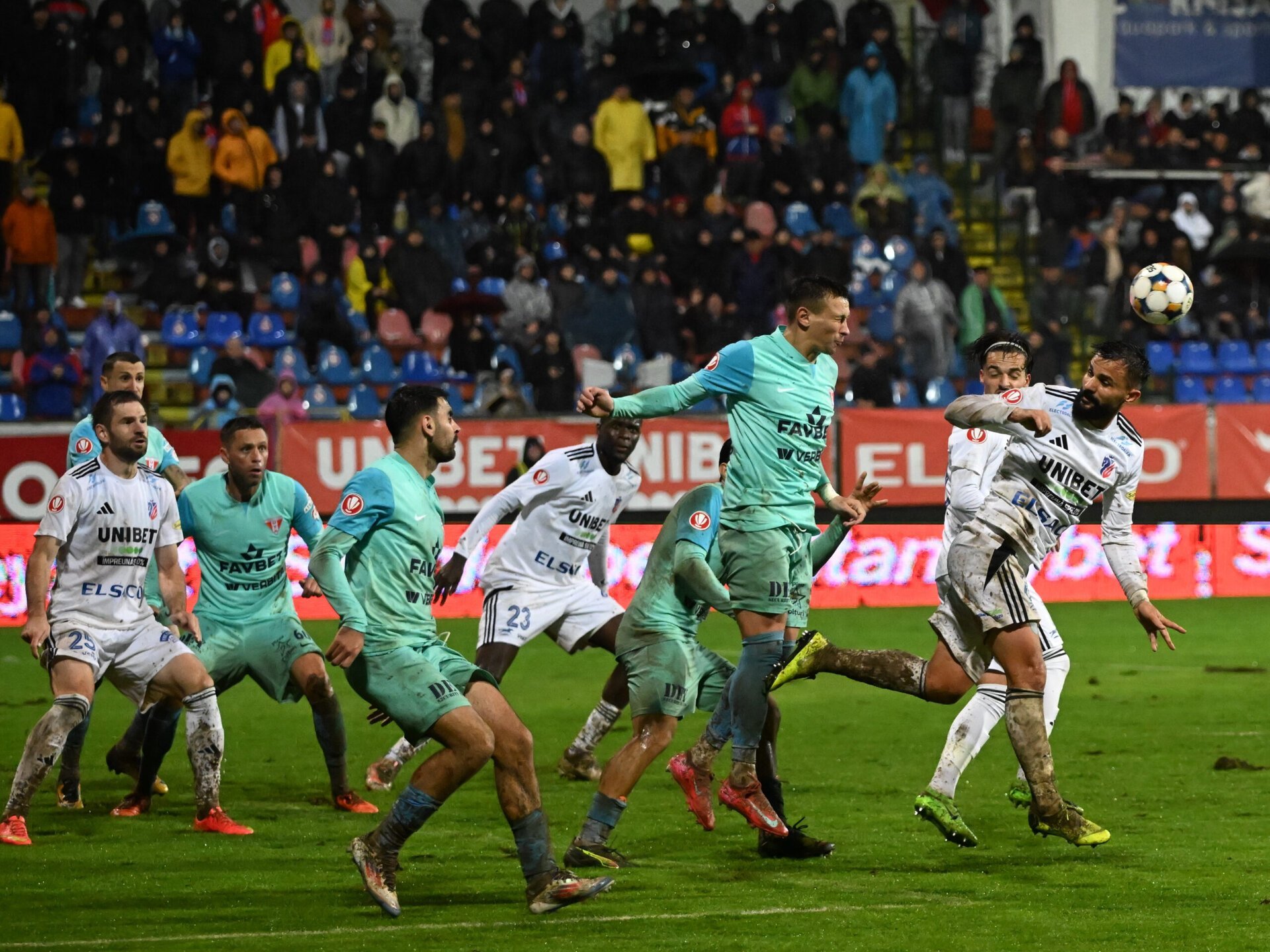 FC Botoșani, duel crucial în etapa 27 a Superligii: Live Text!