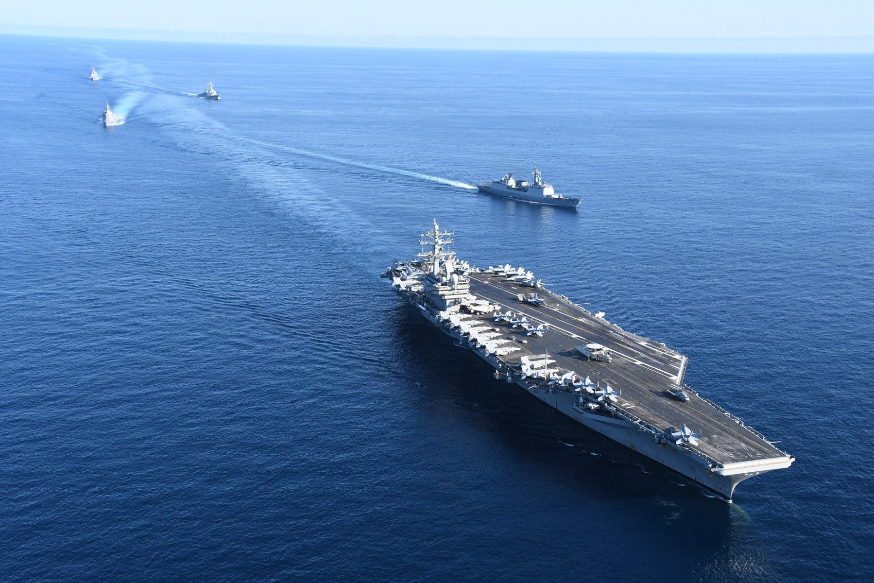 Un nou semnal de alarmă în escalada tensiunilor din Orientul Mijlociu: Statele Unite planifică trimiterea unui al doilea portavion în apropierea apelor iraniene, intensificând astfel tensiunea în regiune