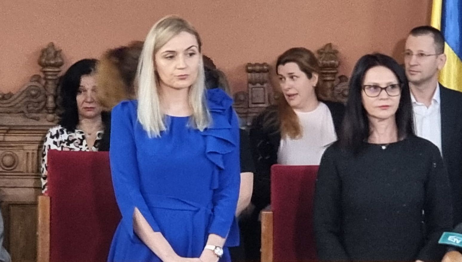Judecătoarea Ionela Tudor, umilită public, a plătit cu cariera după o greșeală aparent minoră O greșeală aparent măruntă, însă cu consecințe devastatoare, a zguduit recent sistemul judiciar românesc, scoțând la iveală tensiunile și vulnerabilitățile din cadrul Curții de Apel București