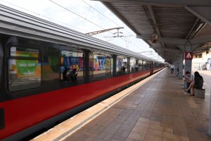 CFR Călători modifică circulația a două trenuri pe ruta București Nord-Budapesta