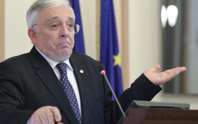 Mugur Isărescu avertizează asupra riscului de criză în HoReCa și comerț: „Există o restrângere a cererii, dar sperăm să fie depășită”