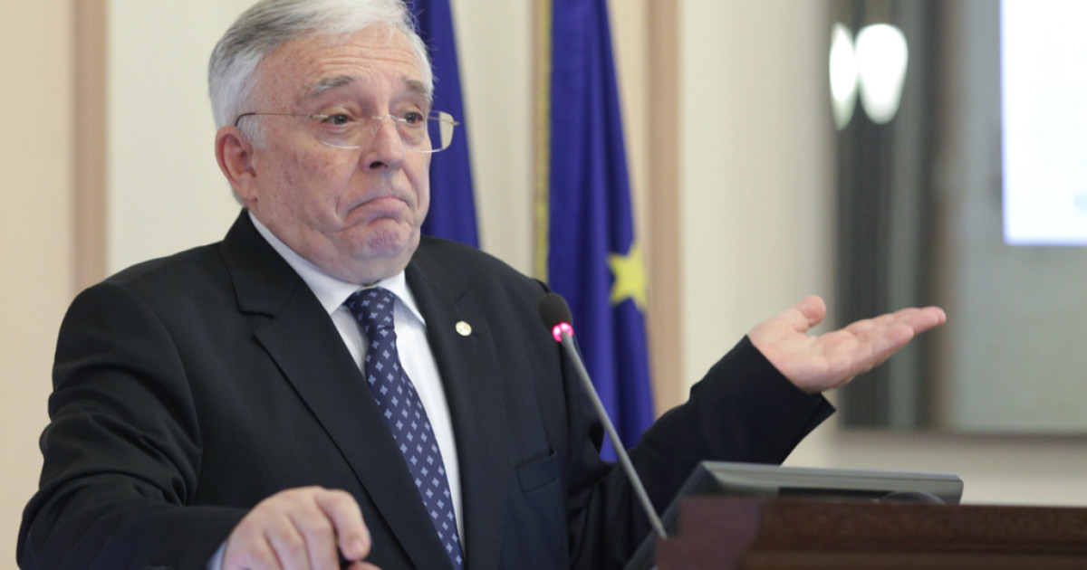 Mugur Isărescu avertizează asupra riscului de criză în HoReCa și comerț: „Există o restrângere a cererii, dar sperăm să fie depășită”