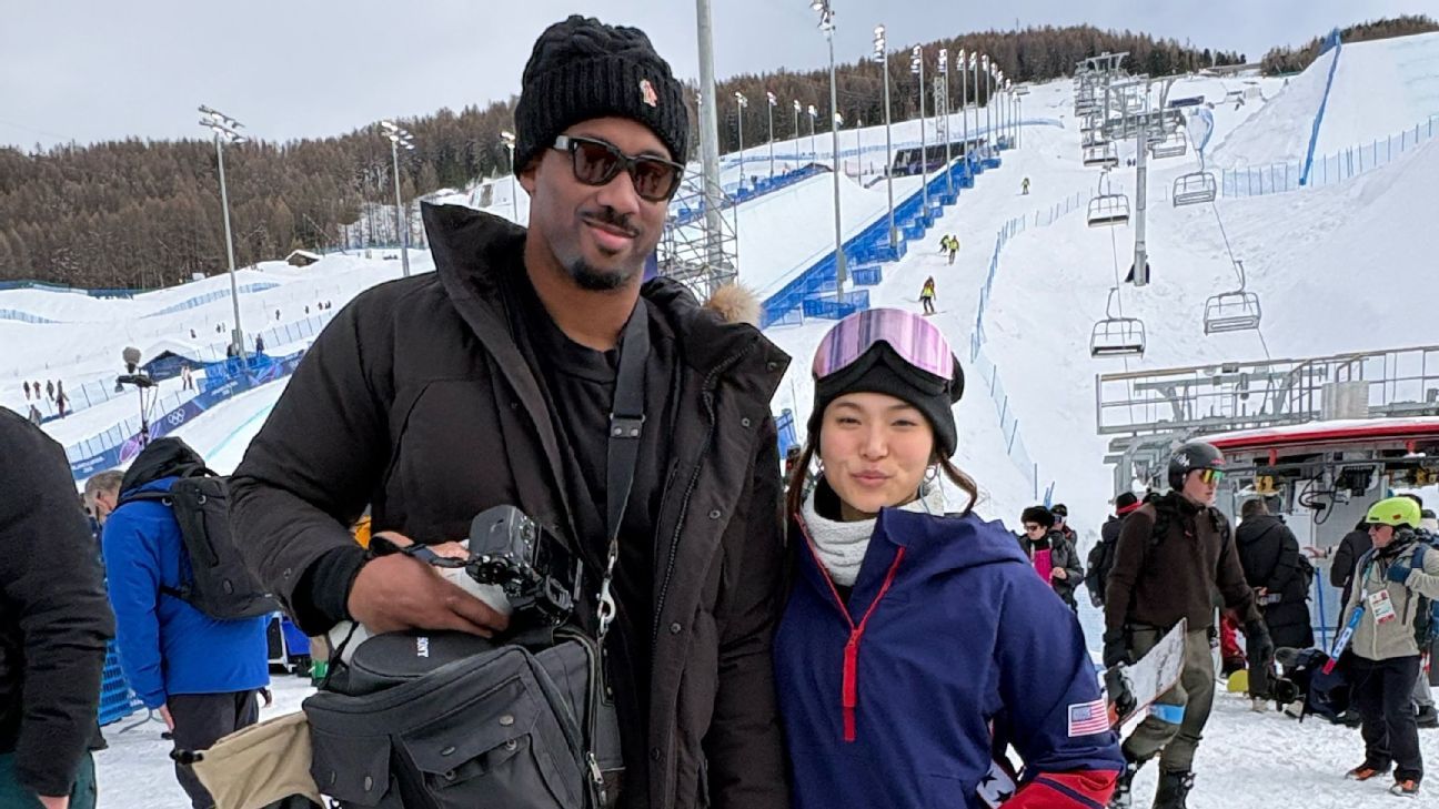 Myles Garrett supports Chloe Kim at 2026 Olympics in Milan