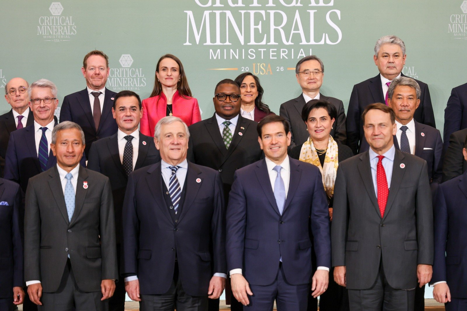 România și-a asumat o poziție de leadership în domeniul energetic în cadrul Uniunii Europene, reafirmându-și rolul vital de producător major de gaze naturale, în contextul tensiunilor geopolitice din regiune