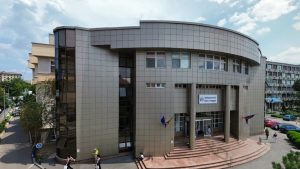 Spitalul Militar achiziționează roboți medicali de 10 milioane de euro de la apropiata familiei Oprescu