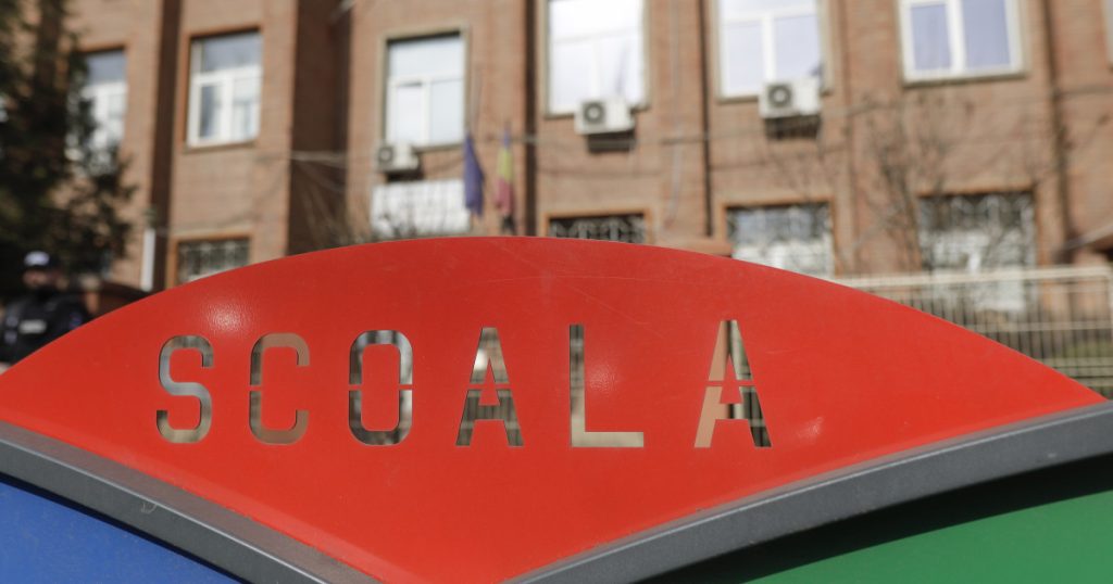 Vremea rea închide șapte școli din județul Brăila: lista unităților unde elevii vor face cursuri online