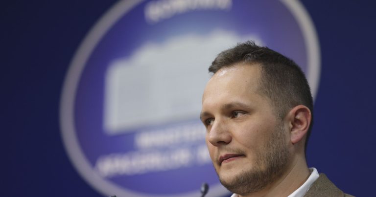 Prefectul Capitalei: Drumurile lui Negoiță, blocate de lipsa constructorilor