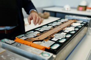 Ungaria autorizează funcționarea uzinei Samsung, deși există riscuri pentru sănătatea angajaților