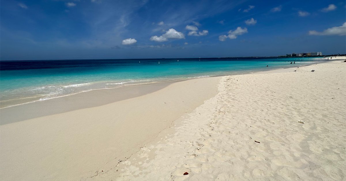 JetBlue lansează zboruri New York – Aruba, bilete de la 369 dolari!