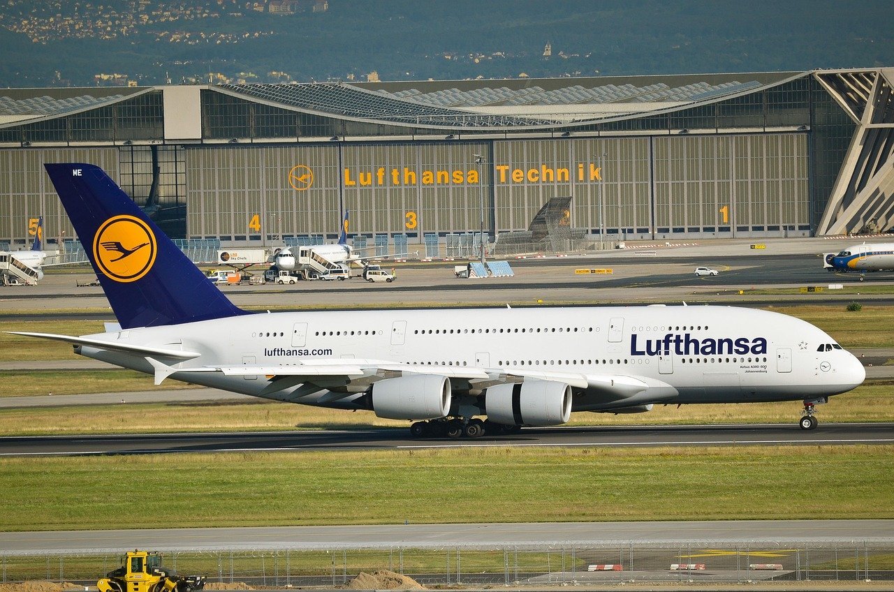 Piloții Lufthansa intră în grevă de două zile, începând de joi, din cauza unui conflict legat de pensii, anunță sindicatul piloților VC