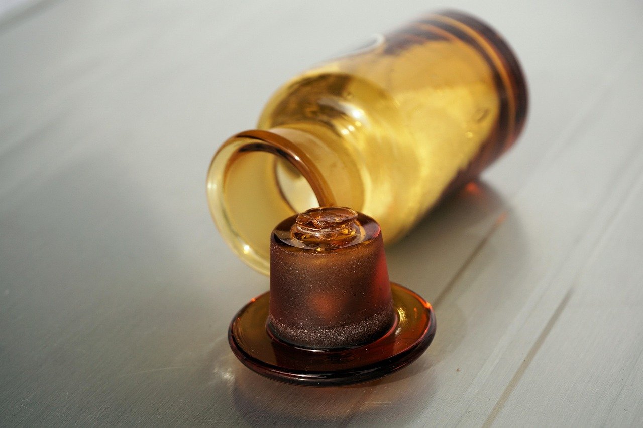 Primarul Sectorului 4, Daniel Băluță, anunță că se simte mai bine după incidentul cu potențial intoxicație cu arsenic Primarul Sectorului 4 din București, Daniel Băluță, a declarat duminică seară că starea sa de sănătate s-a îmbunătățit semnificativ, în condițiile în care în urmă cu câteva săptămâni a fost supus unei situații de criză, după ce a afirmat că a fost otrăvit cu arsenic