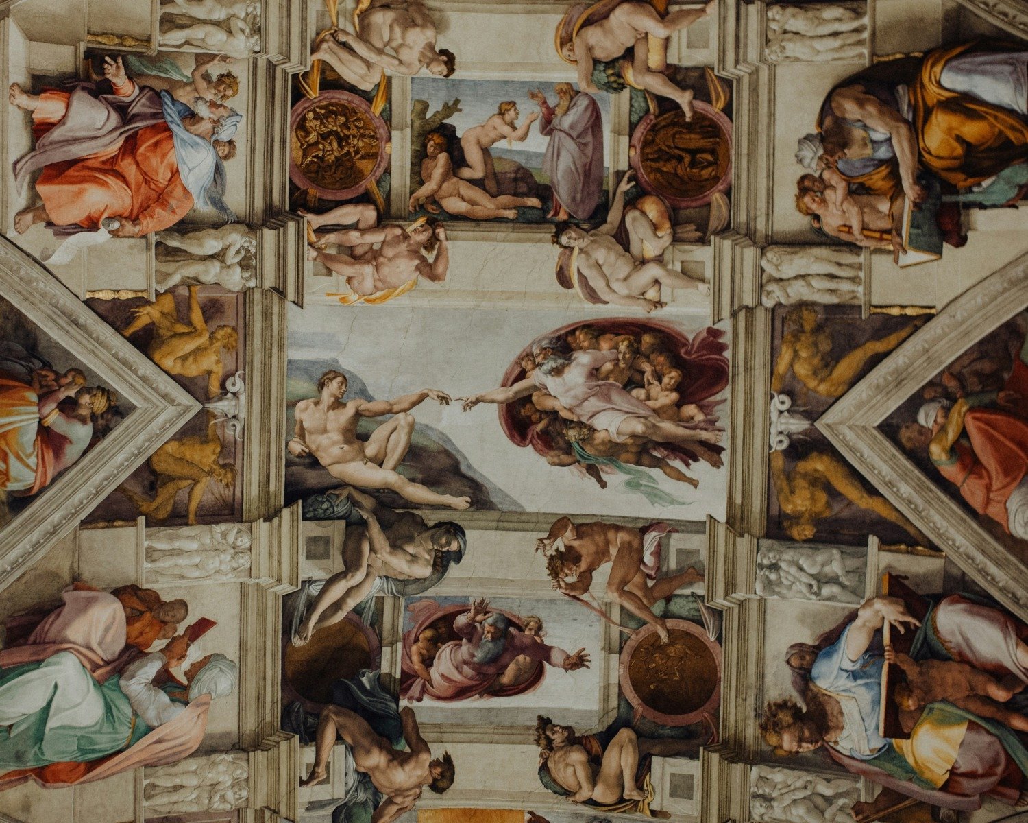 Primul pas în conservarea capodoperei “Judecata de Apoi”, pictura emblematică a lui Michelangelo din Capela Sixtină, a fost făcut