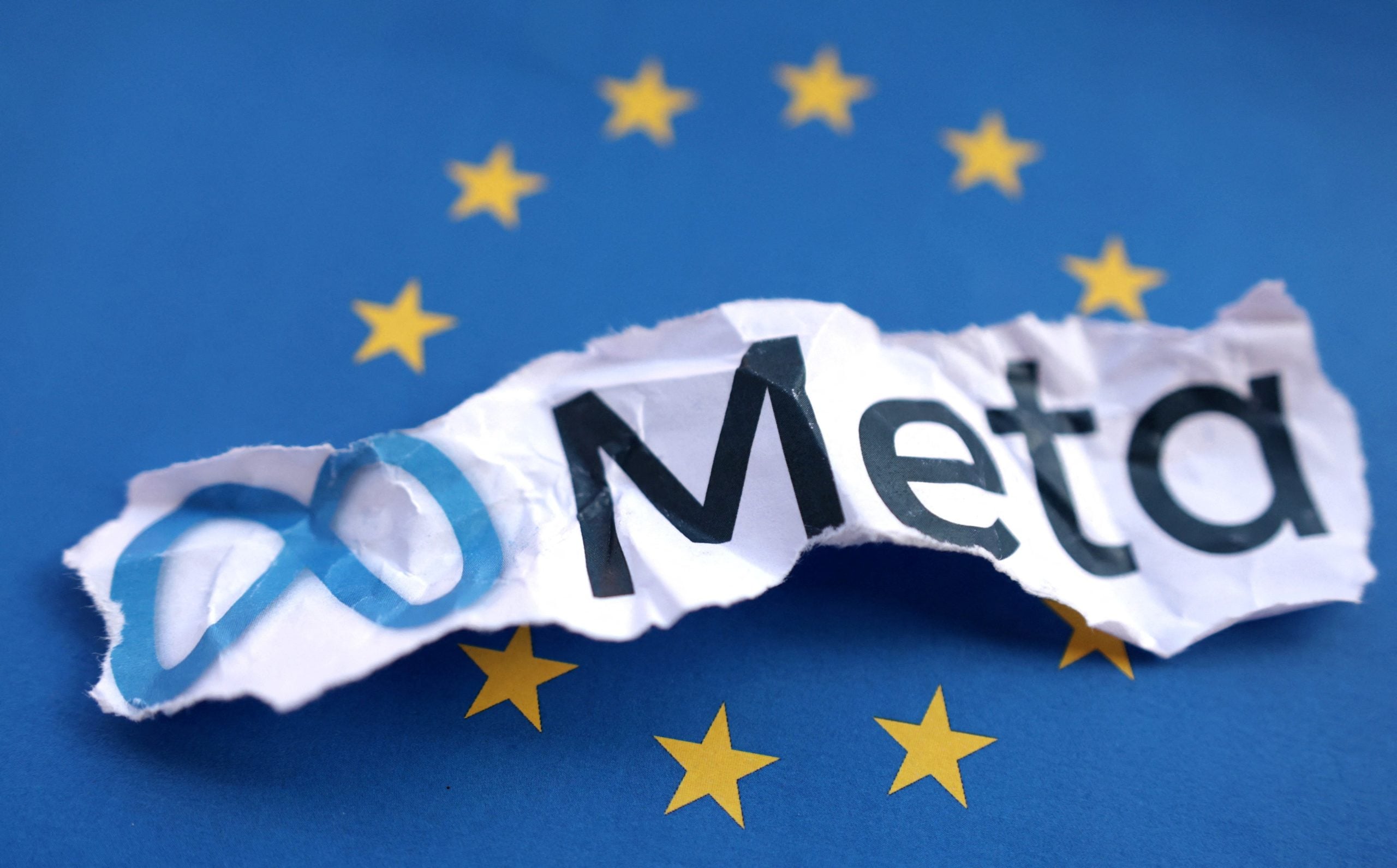 Uniunea Europeană ridică tonul în lupta pentru controlul pieței AI, lansând un avertisment dur companiei Meta Platforms, deținătoarea popularului WhatsApp, într-un moment critic pentru domeniul tehnologic global