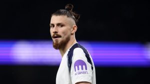 Drăgușin la Tottenham: întâmplări neștiute din culisele clubului, dezvăluie antrenorul