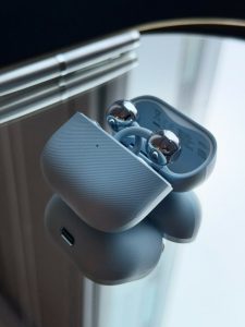 Huawei FreeClip 2: căști wireless ușoare și adaptabile pentru multitasking