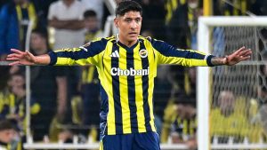 Edson Alvarez revine în primul 11 al lui Fenerbahçe după 10 meciuri