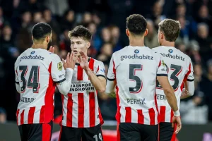 PSV surclasează Heerenveen și se califică în semifinale la KNVB-beker
