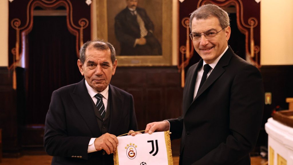 Galatasaray și Juventus, împreună în spiritul prieteniei Galatasaray, pe cale să înfrunte Juventus în turul de play-off al UEFA Champions League, a dat o lecție de ospitalitate