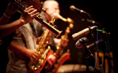 jazz-muzica-orchestra-trupa-e1699028603682.jpg