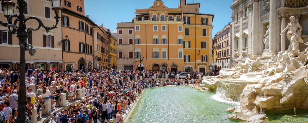 Costul intrării la Fontana di Trevi din Roma devine oficial, din această duminică, 1 februarie 2026, un eveniment care marchează o schimbare semnificativă în gestionarea turismului în capitala Italiei