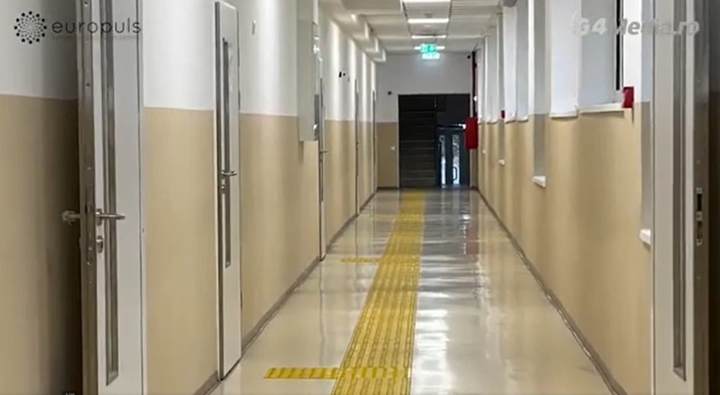 Județul Iași va înregistra o reducere semnificativă a numărului de clase a IX-a în anul școlar 2026-2027, cu 21 de formațiuni mai puține decât în anii precedenți, anunțând o nouă etapă de ajustare a structurii învățământului liceal din regiunea Moldovei