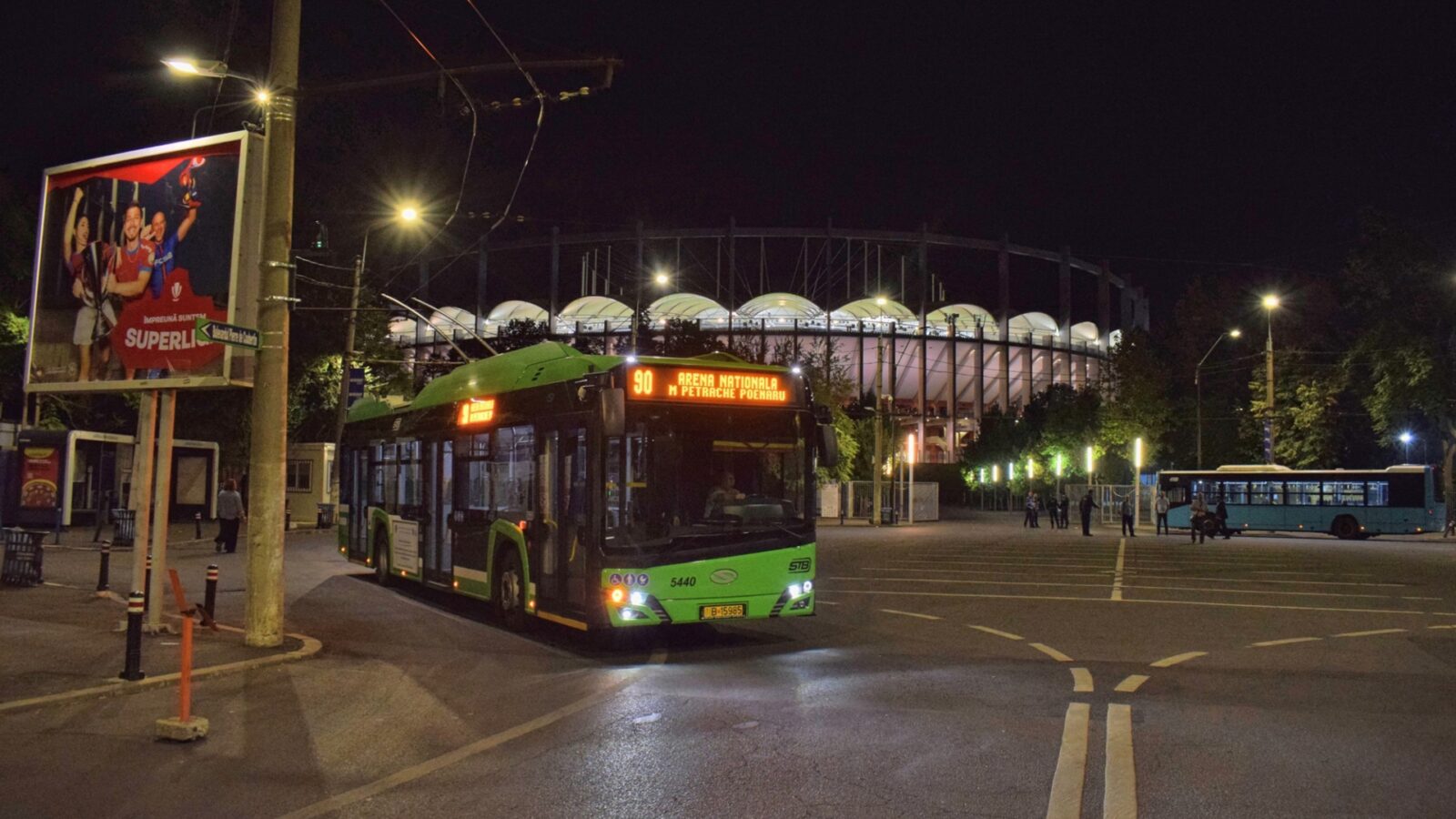 Meciul Dinamo-Unirea Slobozia influențează traficul rutier în Capitală O dispută importantă de pe Arena Națională, programată luni seară, la ora 20:00, devine motivul unor modificări semnificative în circulația mijloacelor de transport în comun din București