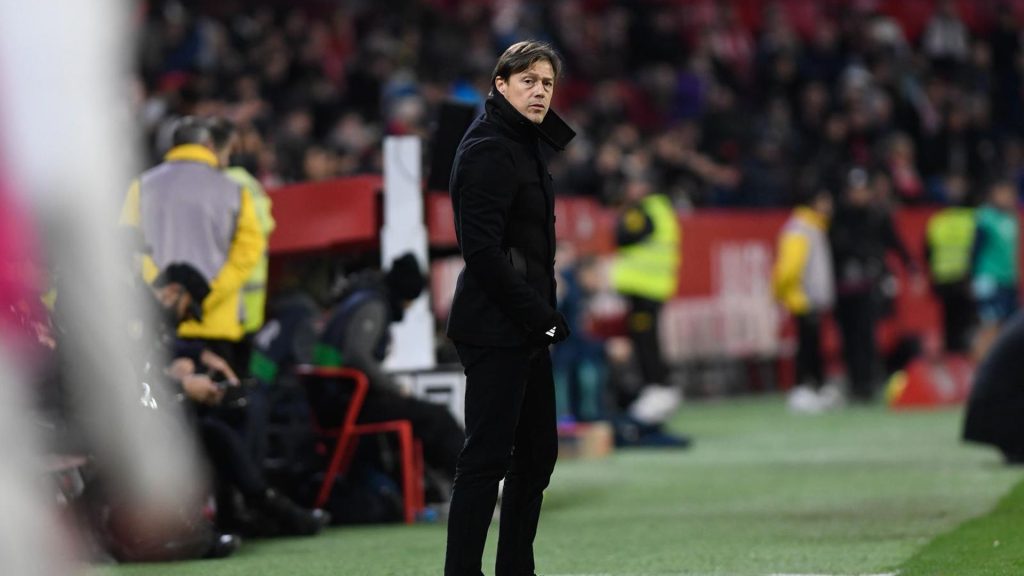 matias-almeyda-en-el-sevilla-athletic-16-9-aspect-ratio-default-0_da39-2.jpg