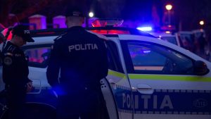 Percheziții la firme din București acuzate că au deteriorat asfaltul cu 1.300 de curse agabaritice fictive