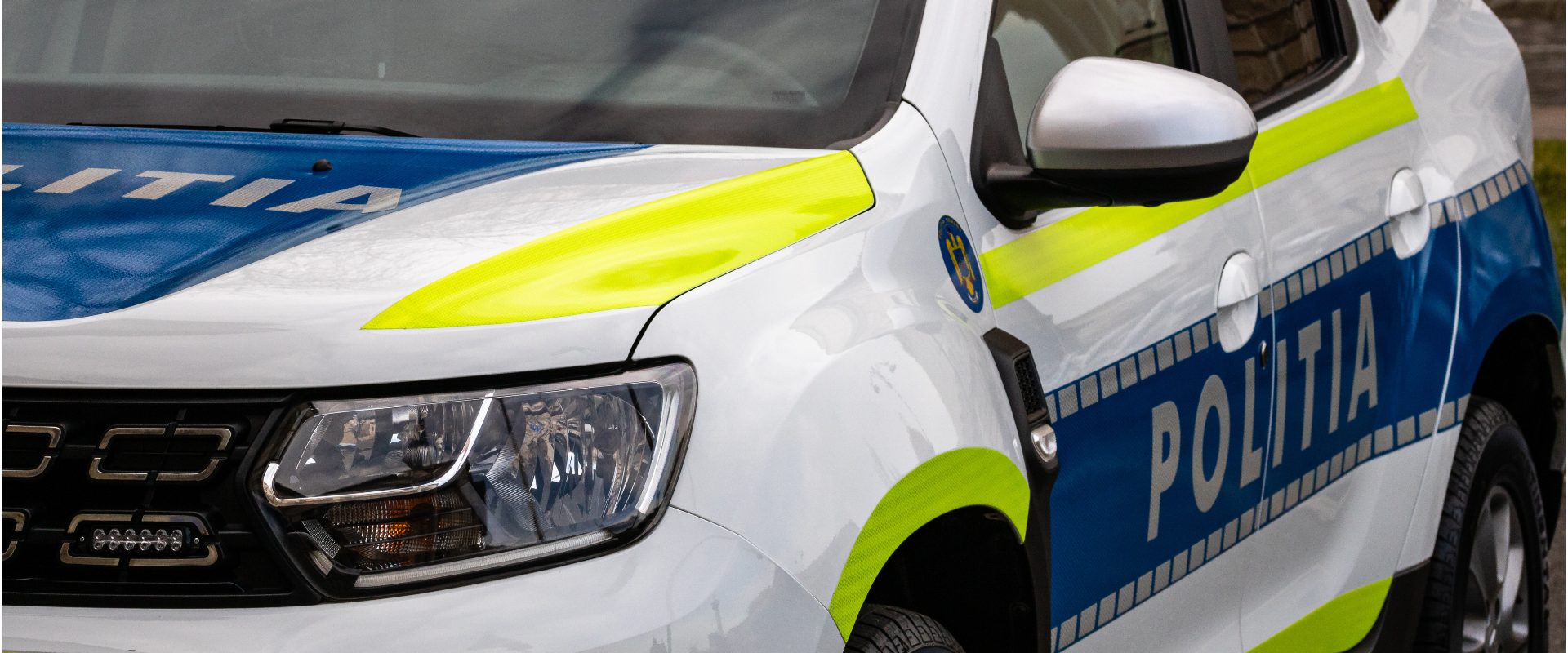 politie-masina-foto-shutterstock.jpg